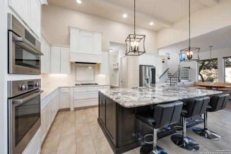 7106 Bluff Run San Antonio TX 78257