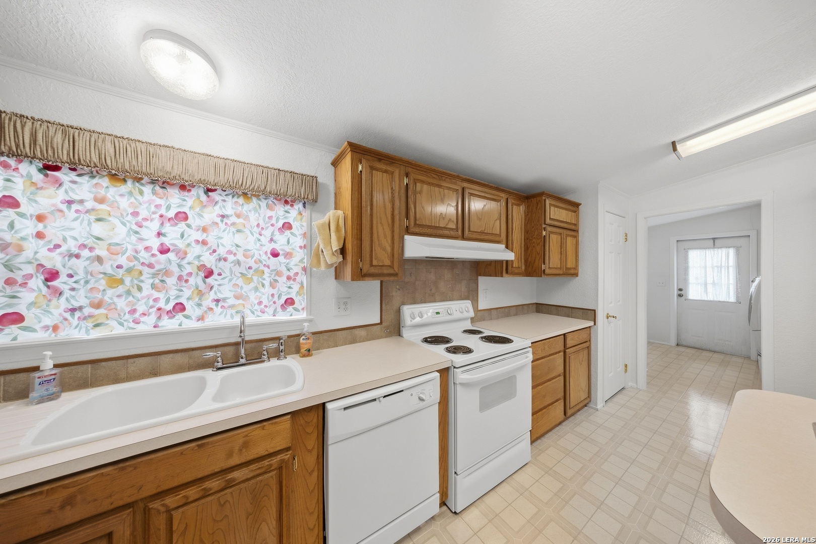 372 Homeridge Drive La Vernia TX 78121