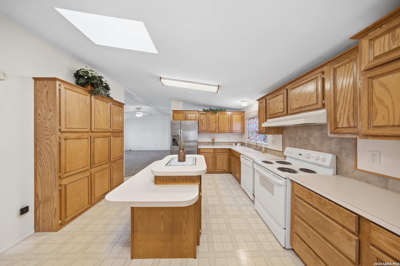 372 Homeridge Drive La Vernia TX 78121