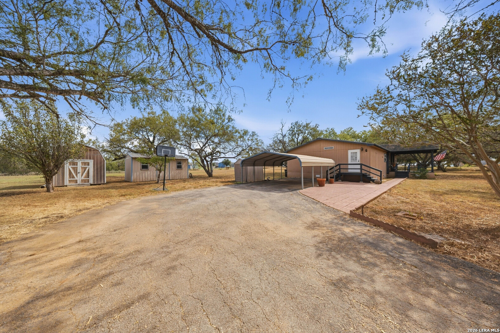 372 Homeridge Drive La Vernia TX 78121