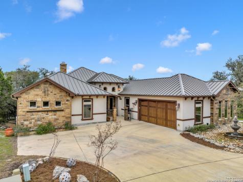 5 Greenpointe Drive San Marcos TX 78666