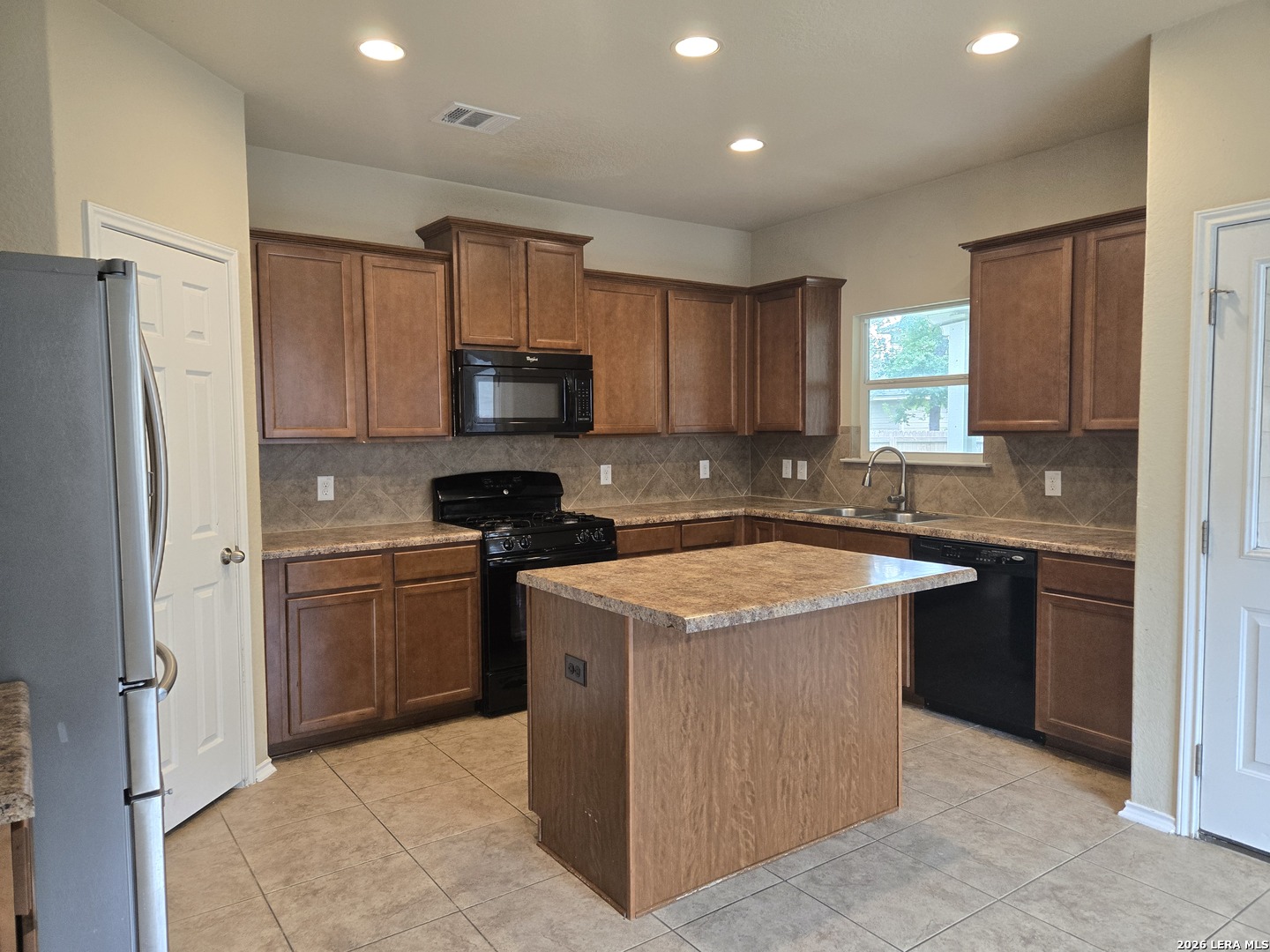 4431 Ashbel San Antonio TX 78223