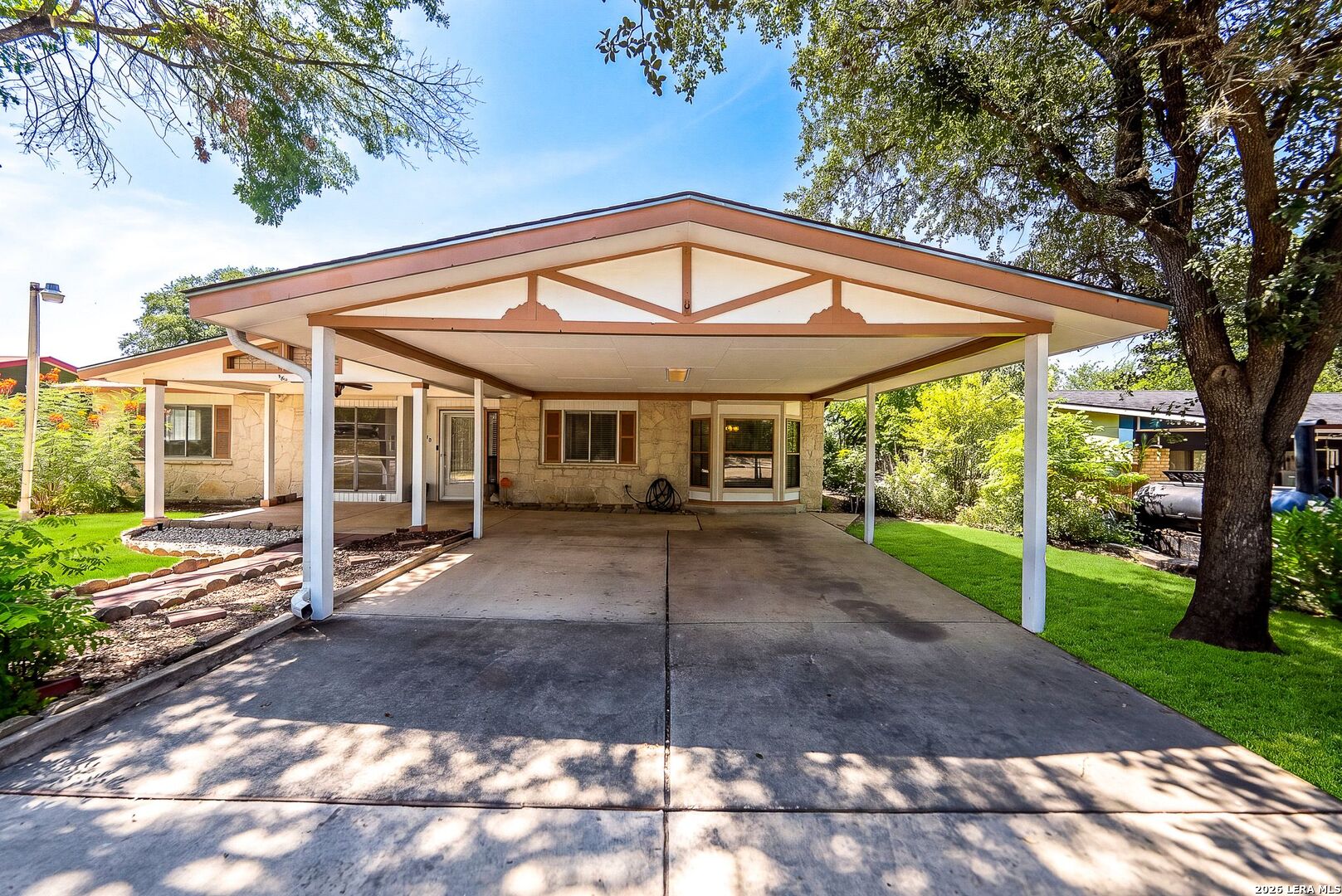 5306 Wapiti Trail San Antonio TX 78228