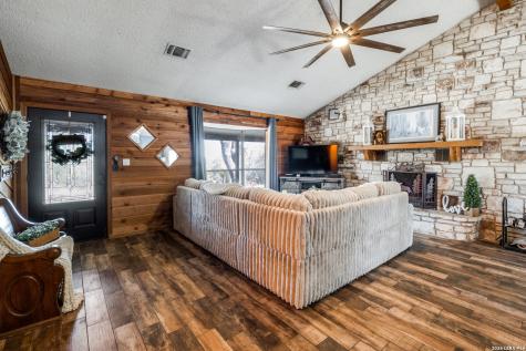 3045 Rimrock Spring Branch TX 78070