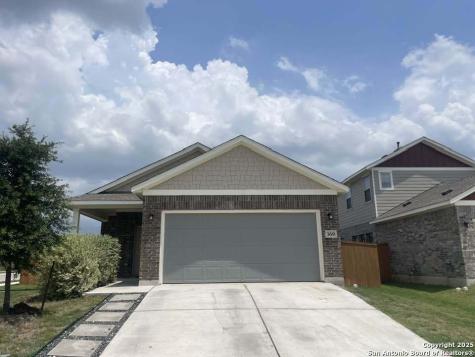 369 Spinnaker Loop Kyle TX 78640