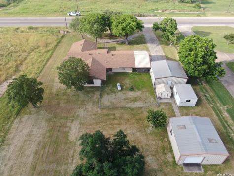 15651 Fm 463 Lytle TX 78052