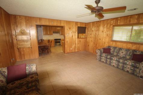 15651 Fm 463 Lytle TX 78052