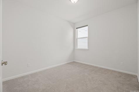 8336 Sunrise Glen Selma TX 78154