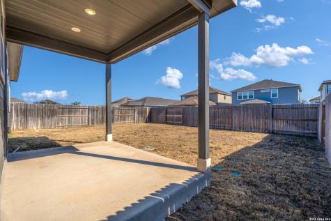 8336 Sunrise Glen Selma TX 78154
