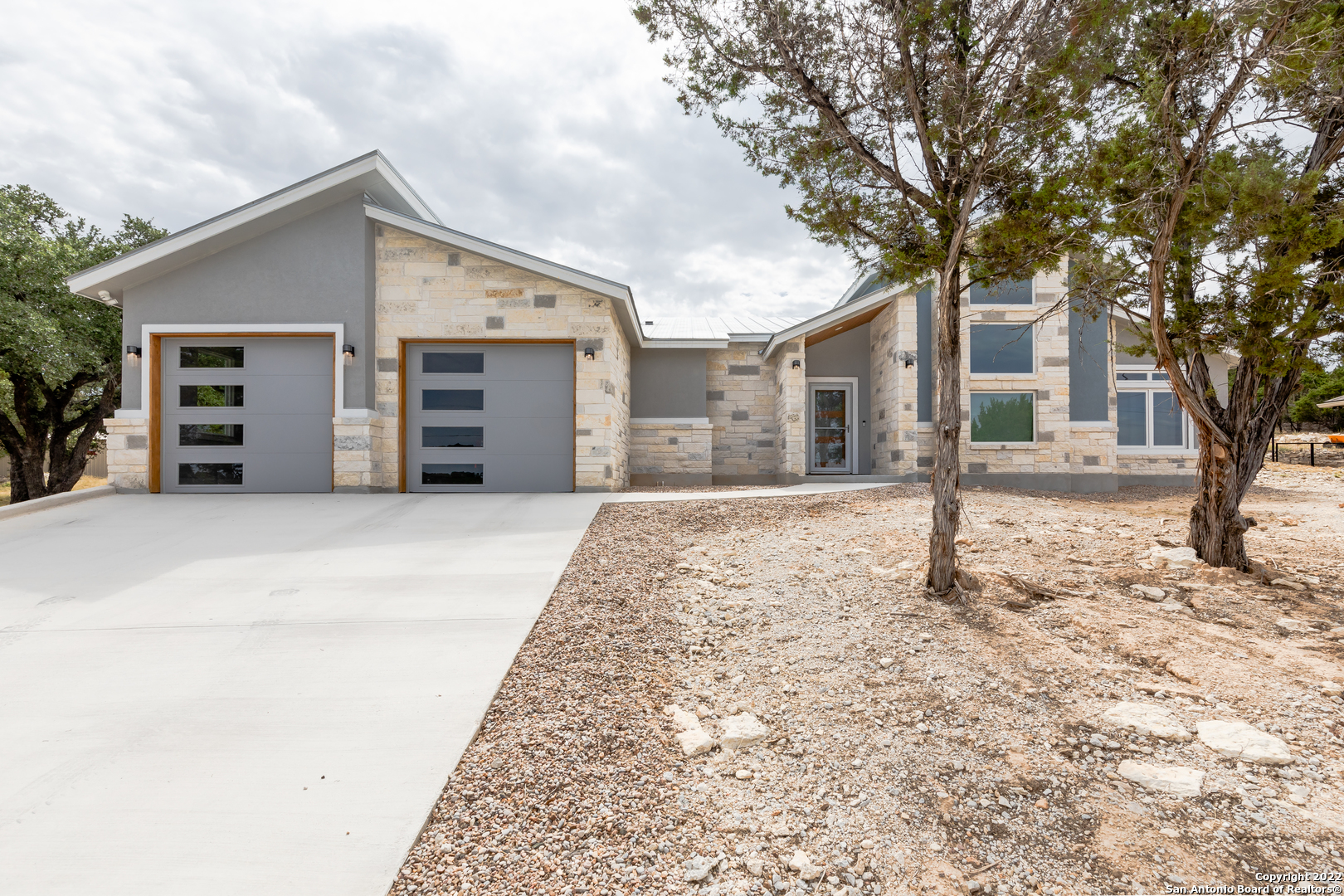 2210 Rocky Ridge Loop Canyon Lake TX 78133