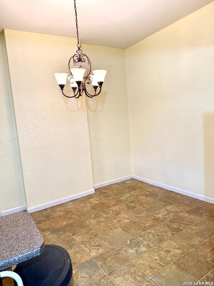 525 Parkfield Drive Pleasanton TX 78064