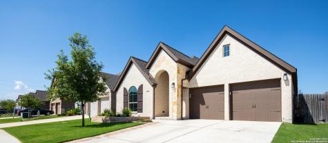 2989 Coral Way Seguin TX 78155