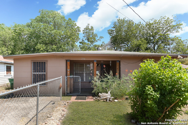 233 W Sayers Avenue San Antonio TX 78214