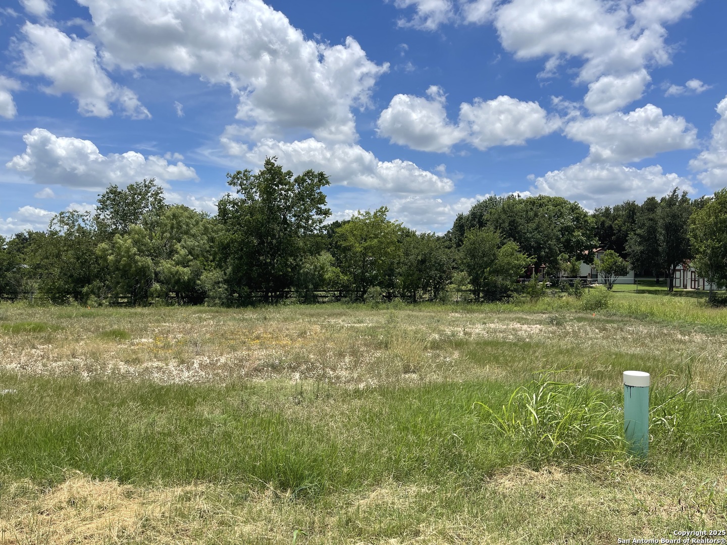 202 Allen Avenue Castroville TX 78009