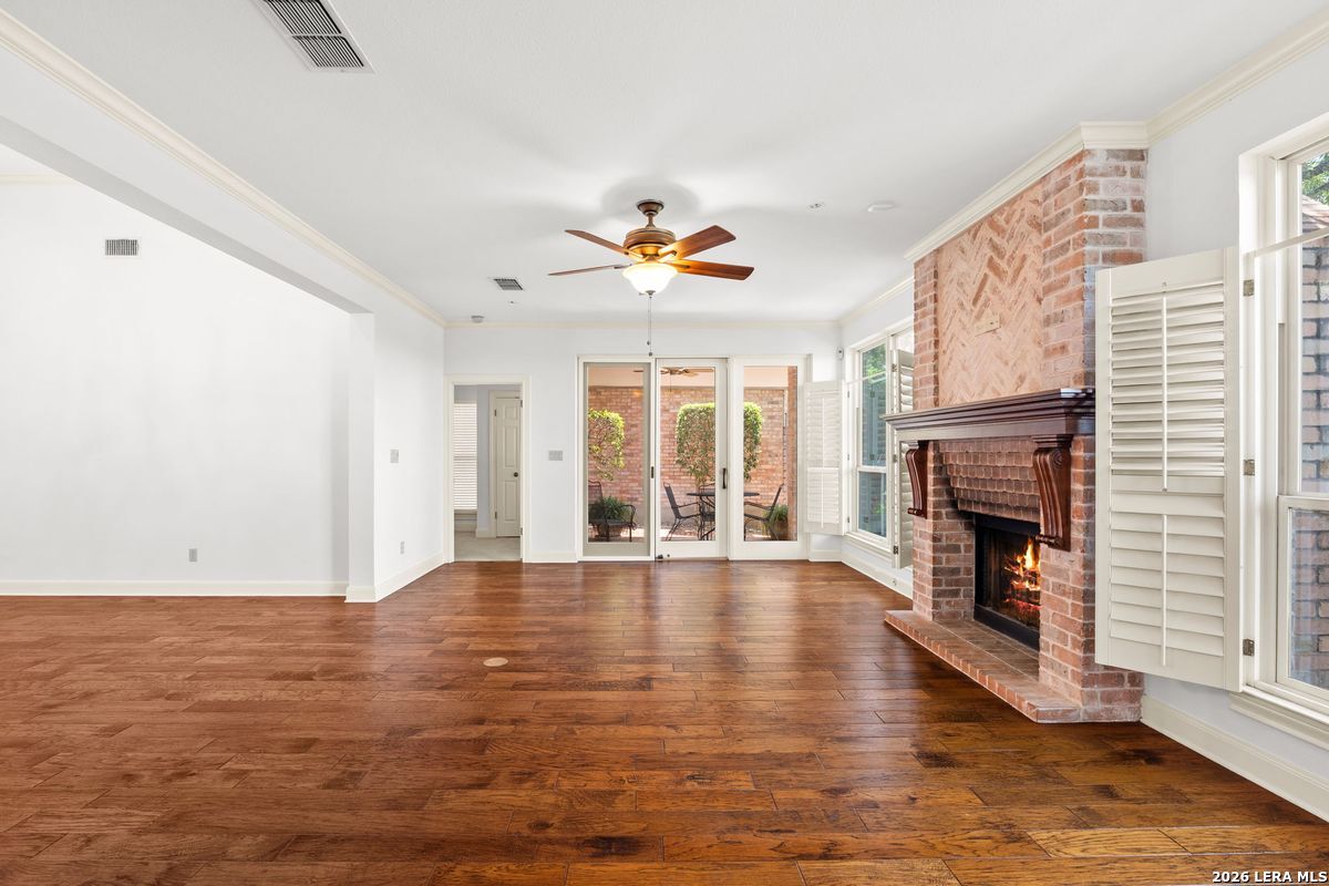 49 Longsford San Antonio TX 78209