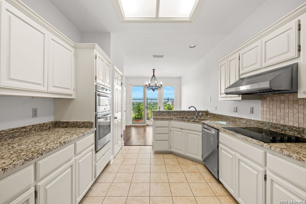 49 Longsford San Antonio TX 78209