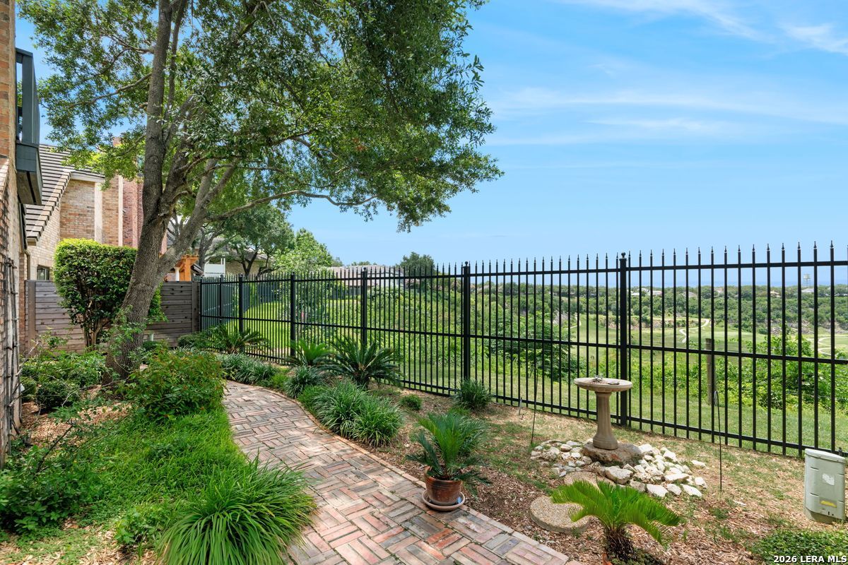 49 Longsford San Antonio TX 78209