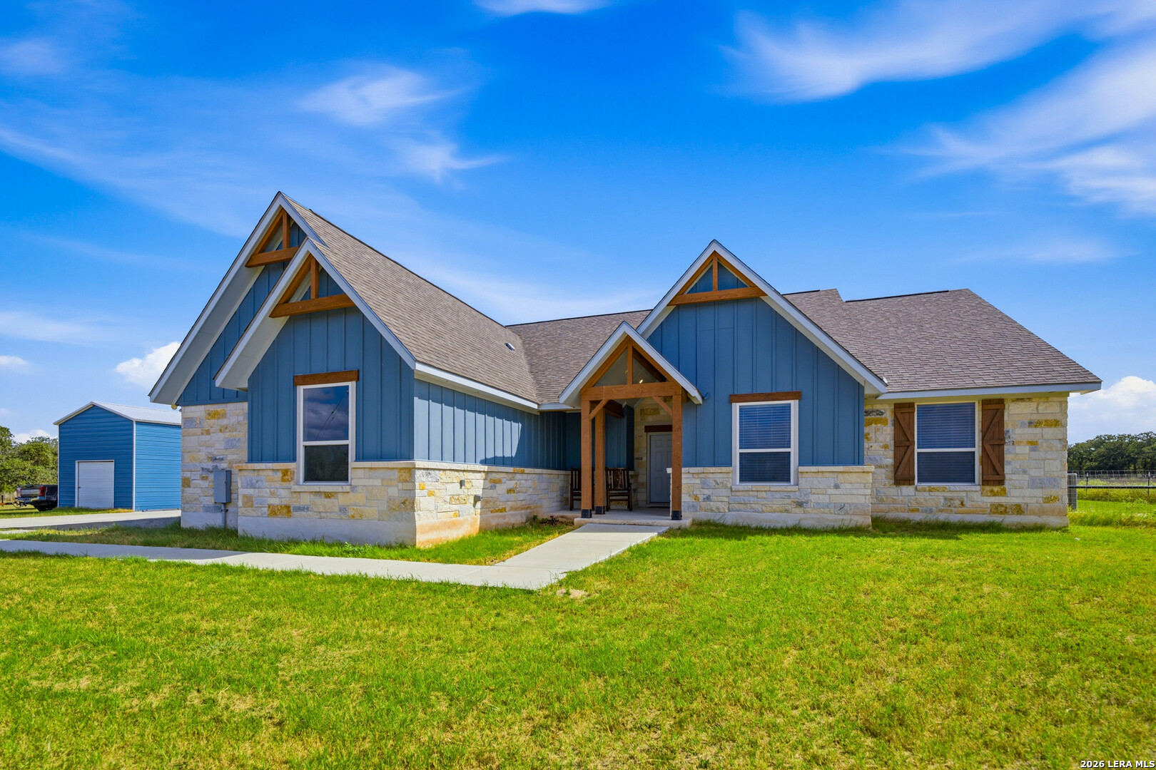 5476 County Road 427 Stockdale TX 78160