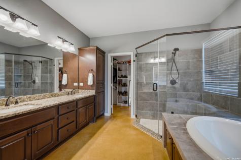 5476 County Road 427 Stockdale TX 78160