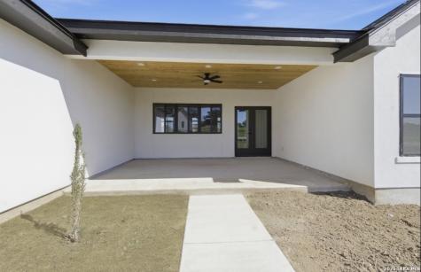 340 Spring Creek Bandera TX 78003