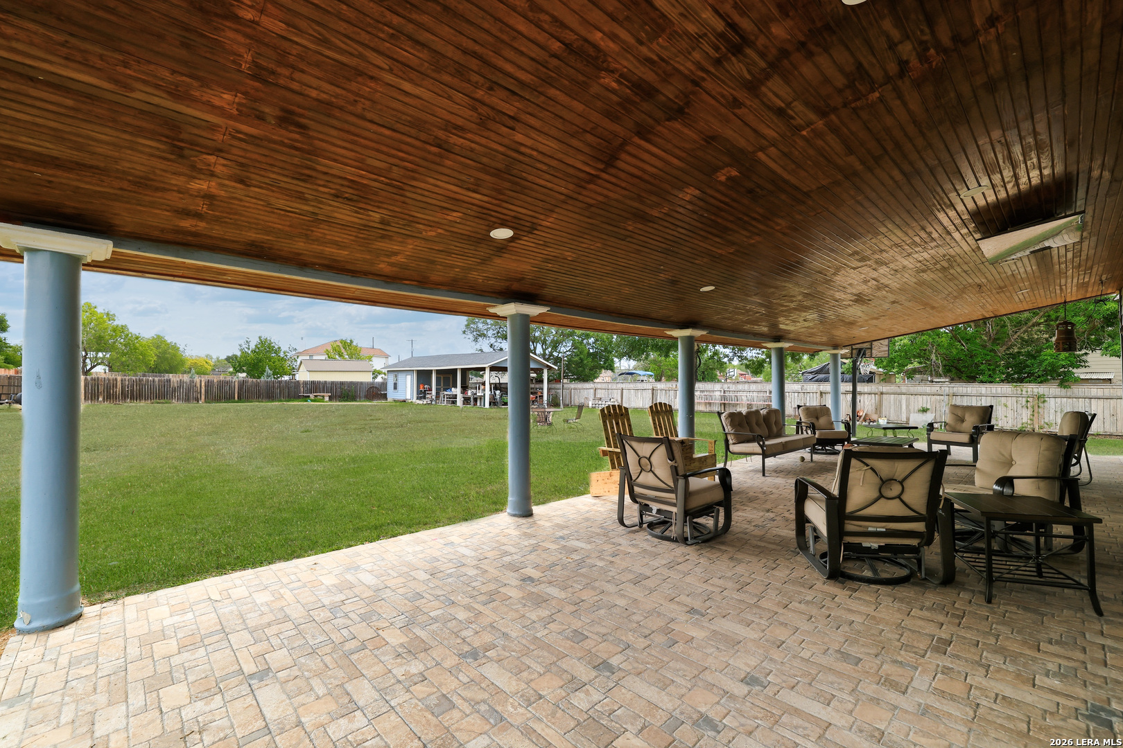 9942 Hunters Pond San Antonio TX 78224