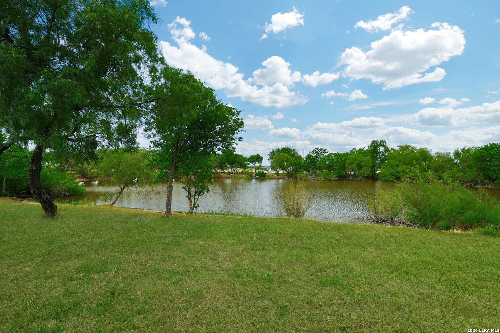 9942 Hunters Pond San Antonio TX 78224