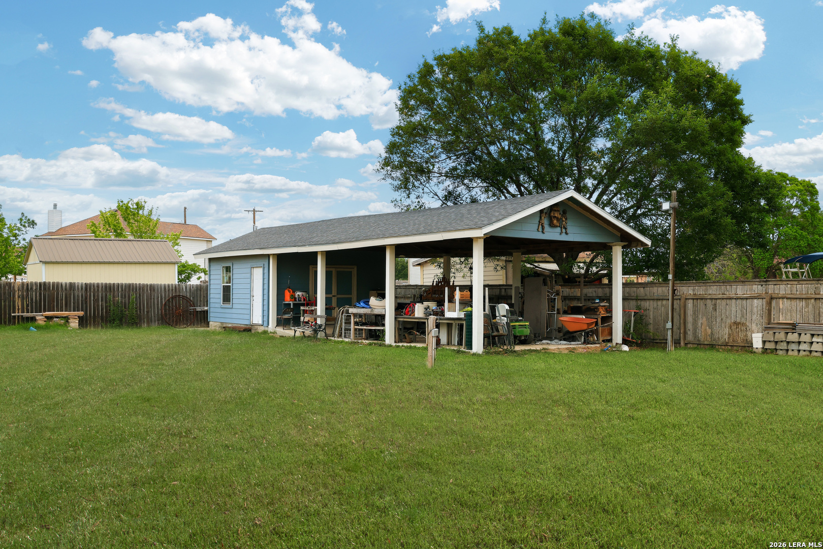 9942 Hunters Pond San Antonio TX 78224