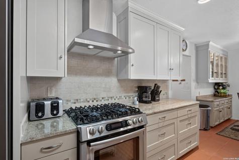 8703 Golden Point Windcrest TX 78239