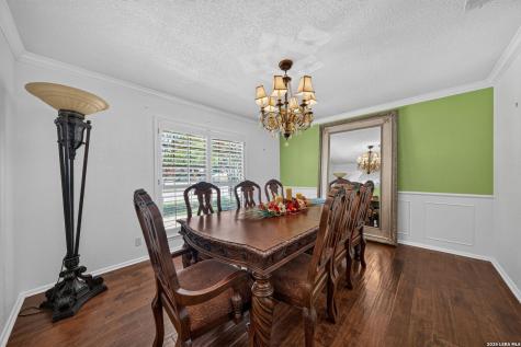 8703 Golden Point Windcrest TX 78239