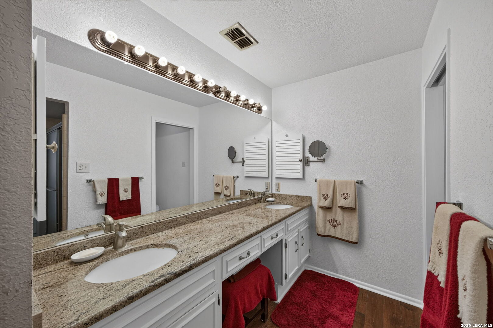8703 Golden Windcrest TX 78239