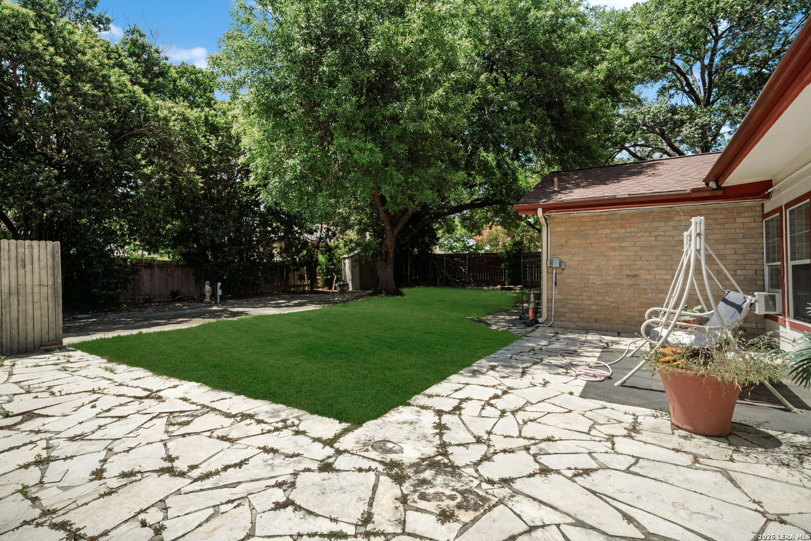 8703 Golden Windcrest TX 78239