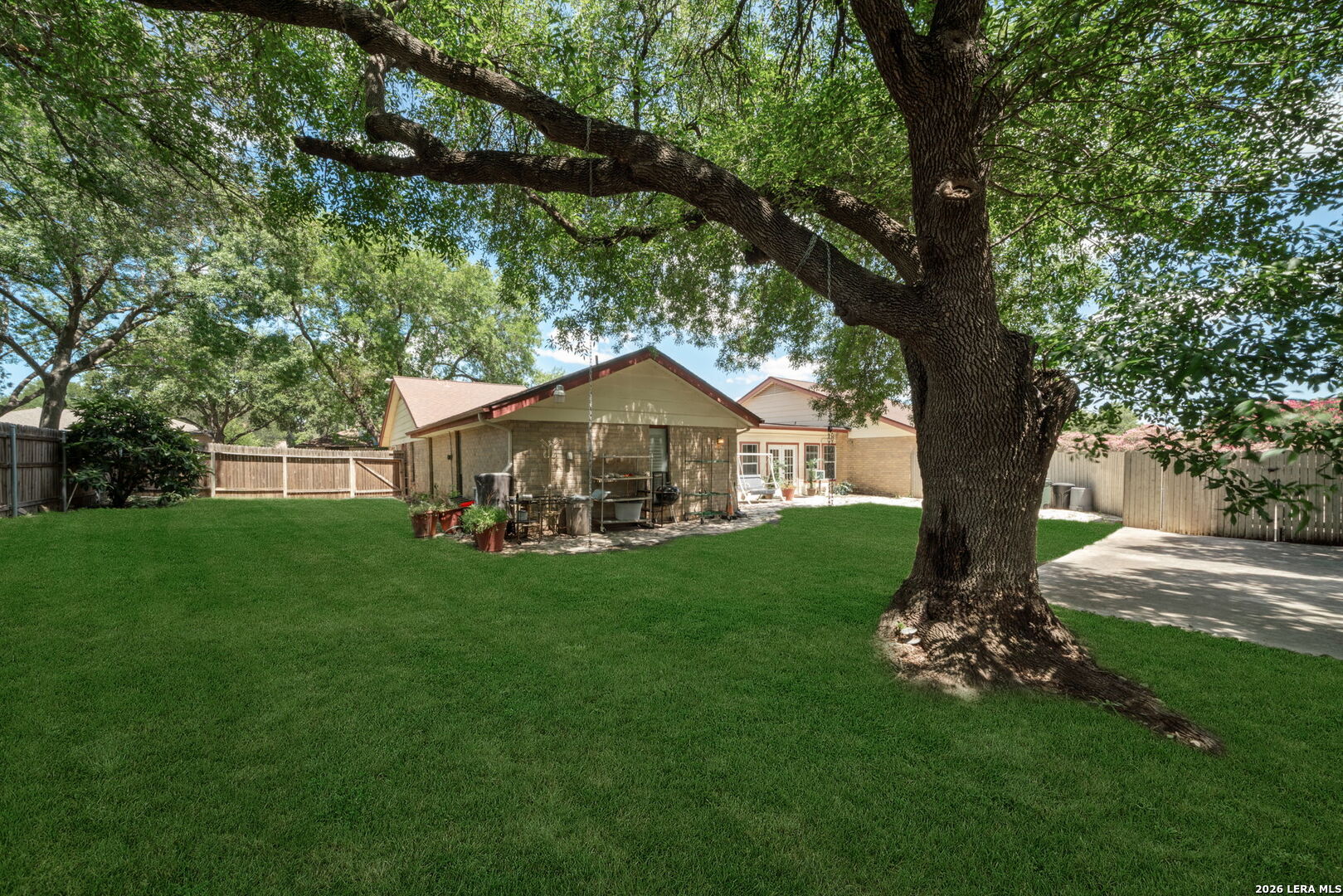 8703 Golden Windcrest TX 78239
