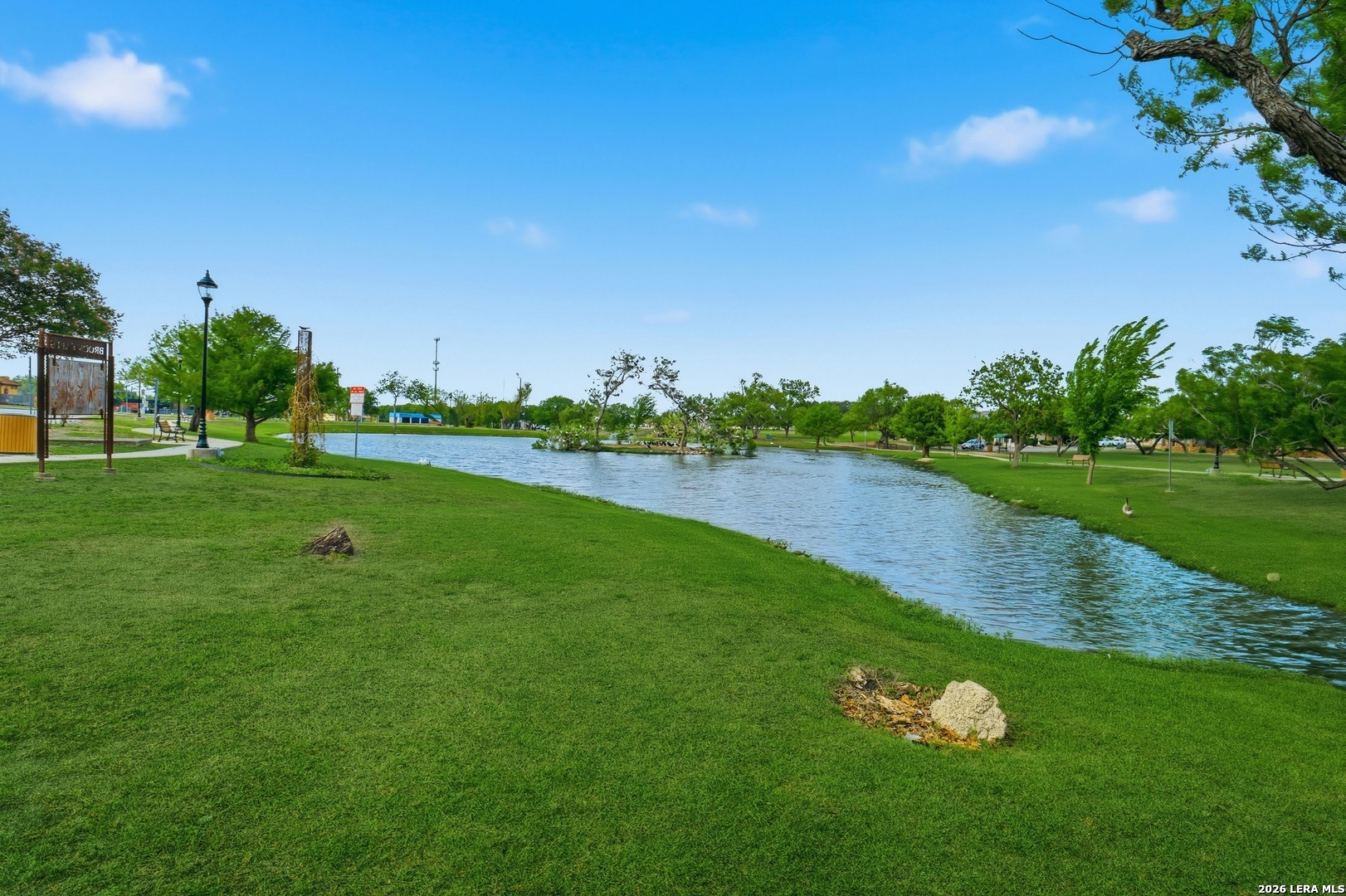 8703 Golden Windcrest TX 78239