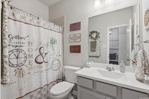 1214 Nashua Square San Antonio TX 78245