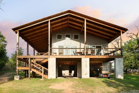 797 Glendale Road Spicewood TX 78669
