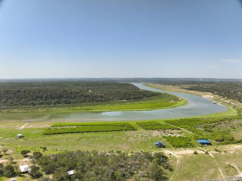 797 Glendale Road Spicewood TX 78669