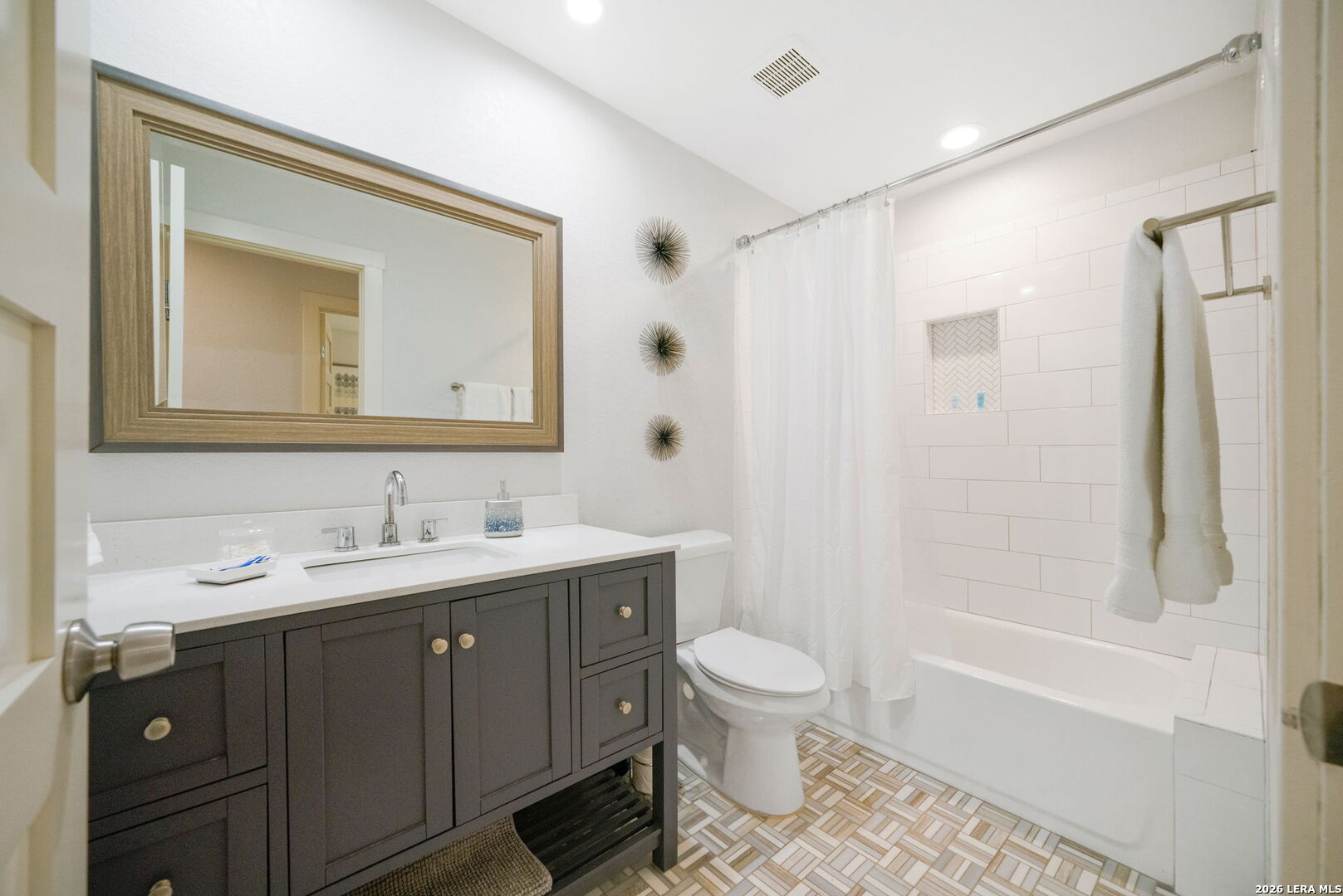123 Tipton San Antonio TX 78204