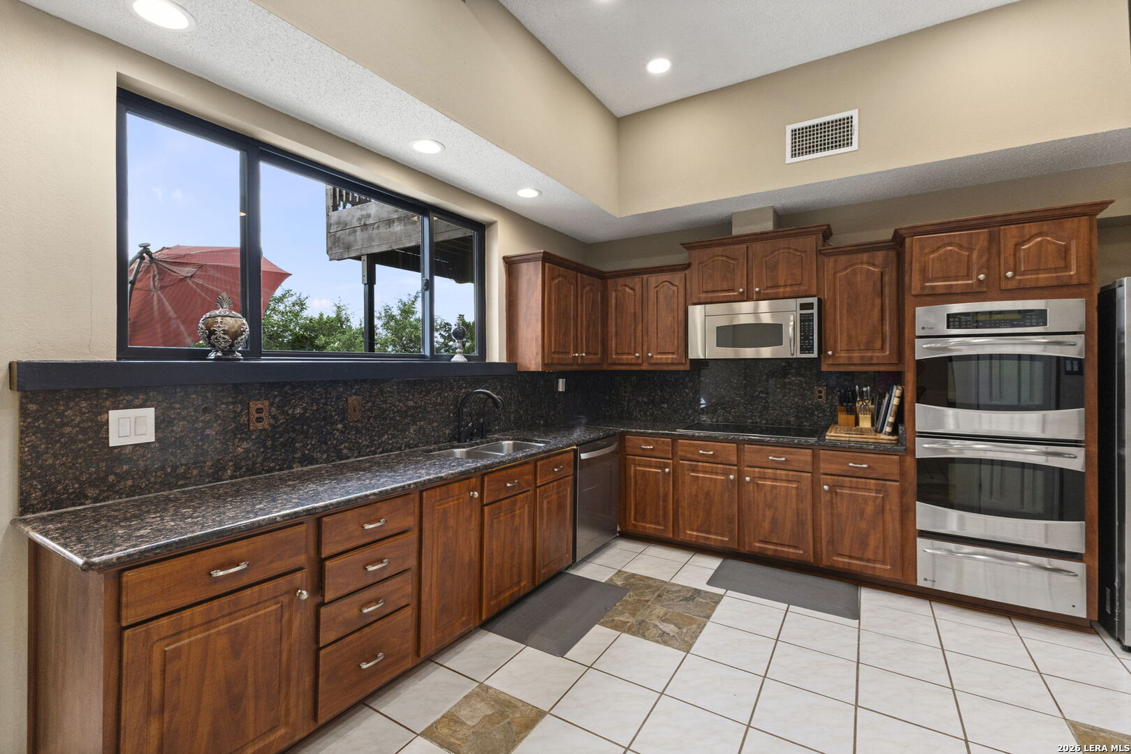 8726 Mountain Top San Antonio TX 78255