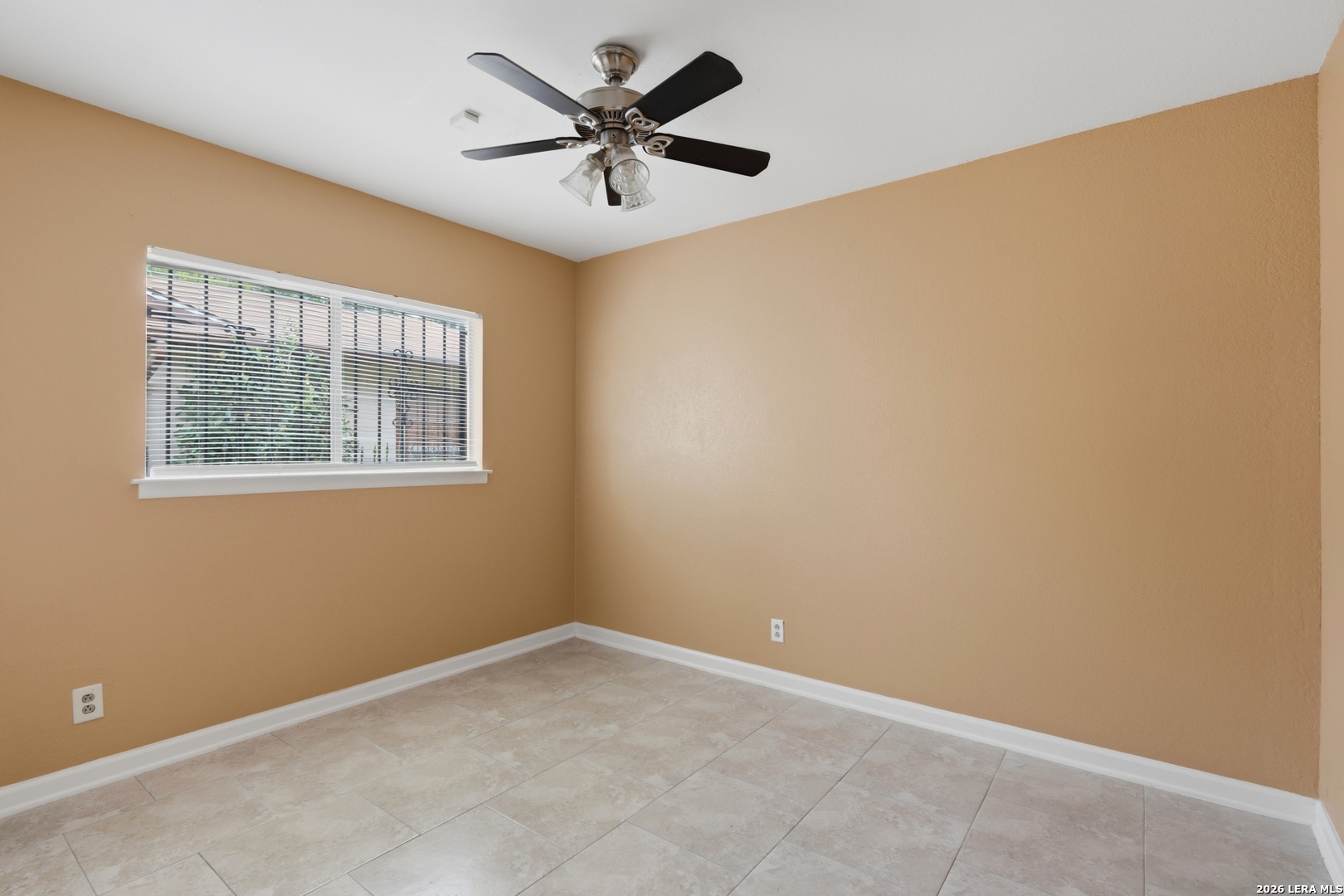 9050 Island View Street San Antonio TX 78242