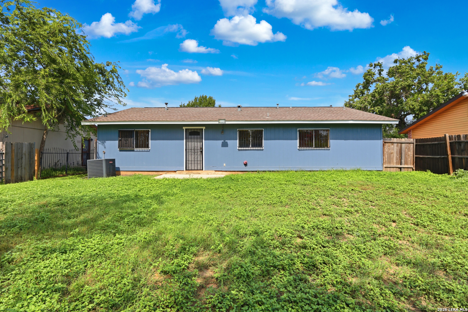 9050 Island View Street San Antonio TX 78242