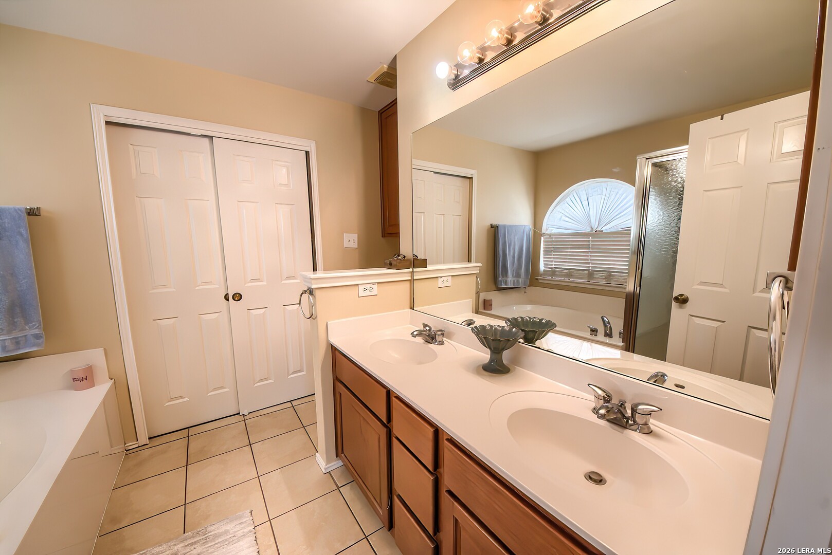 10643 Arabian Sands San Antonio TX 78254