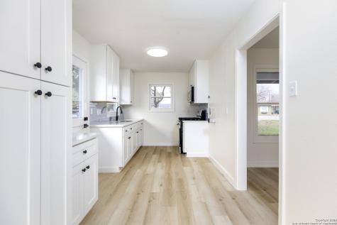 618 Santa Monica San Antonio TX 78212