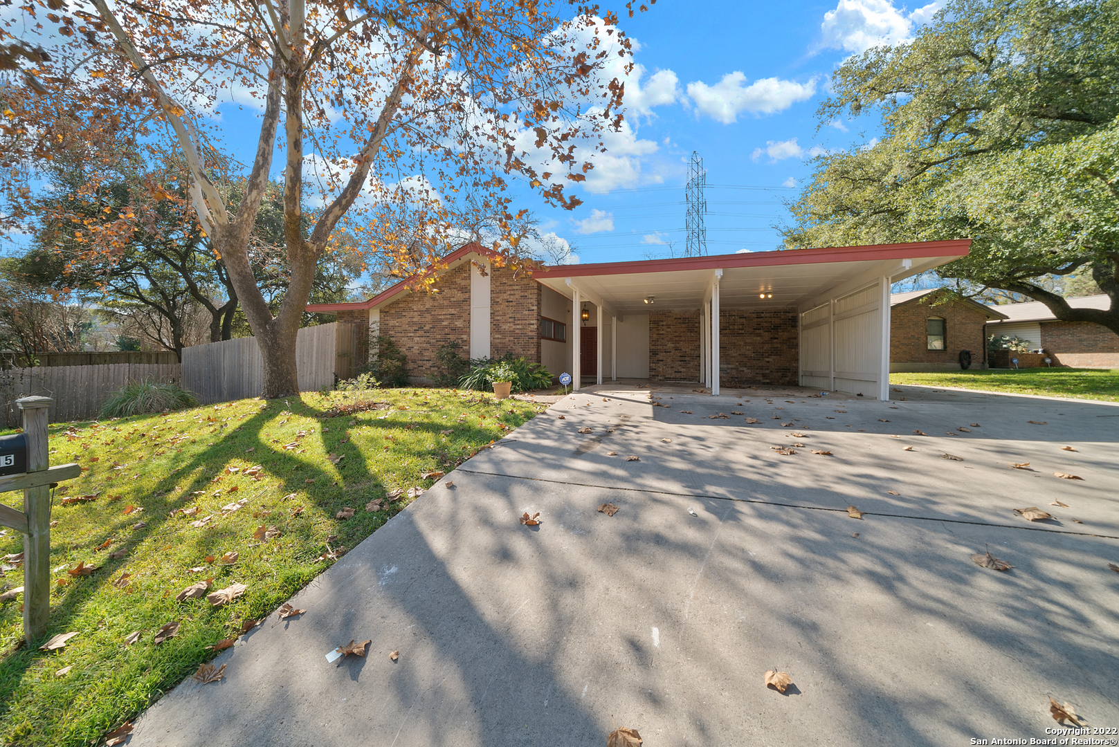 8415 Indian Creek San Antonio TX 78230