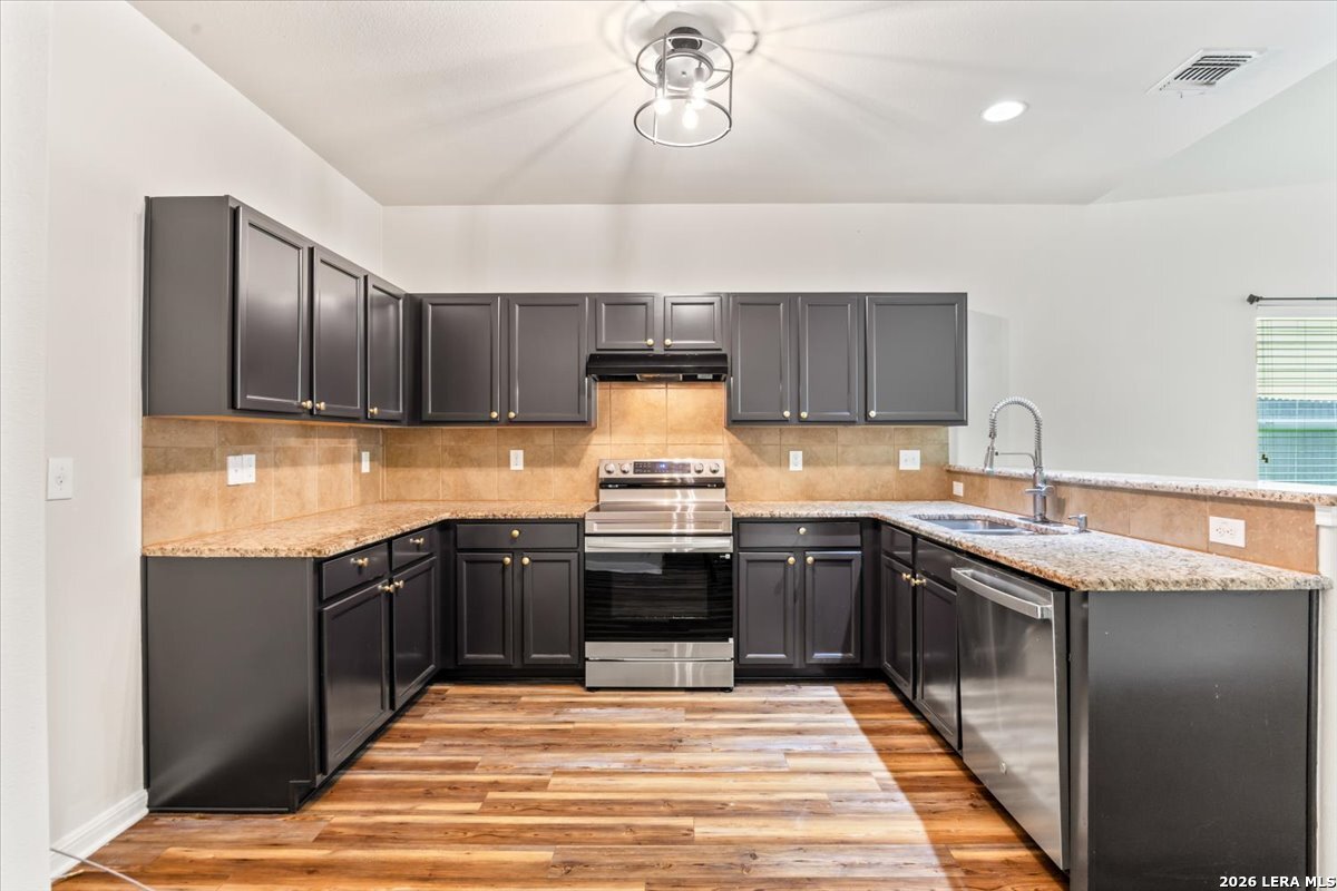 437 Stonebrook Drive Cibolo TX 78108