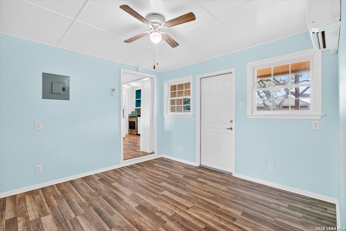 1521 S Mathis Rockport TX 78382