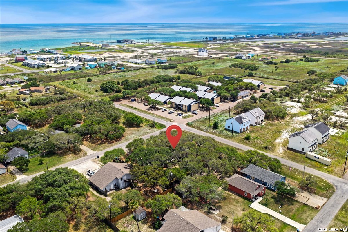 1521 S Mathis Rockport TX 78382