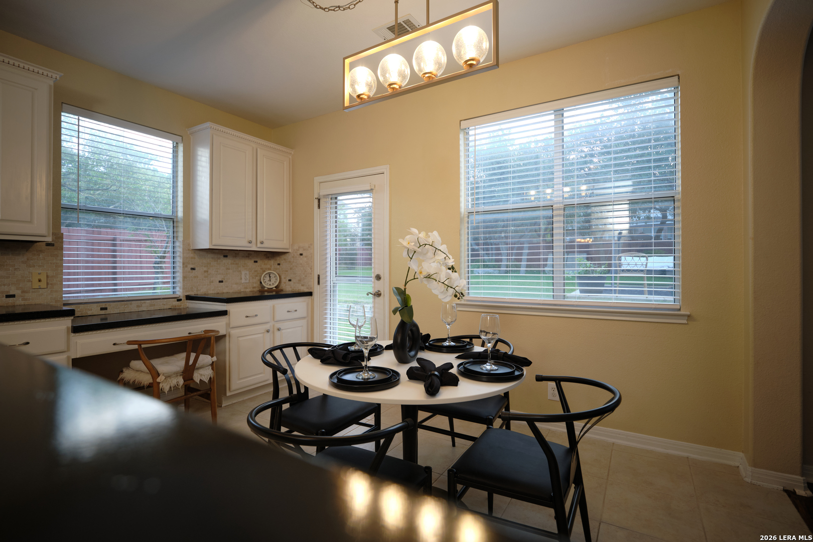 427 Elkgrove San Antonio TX 78260