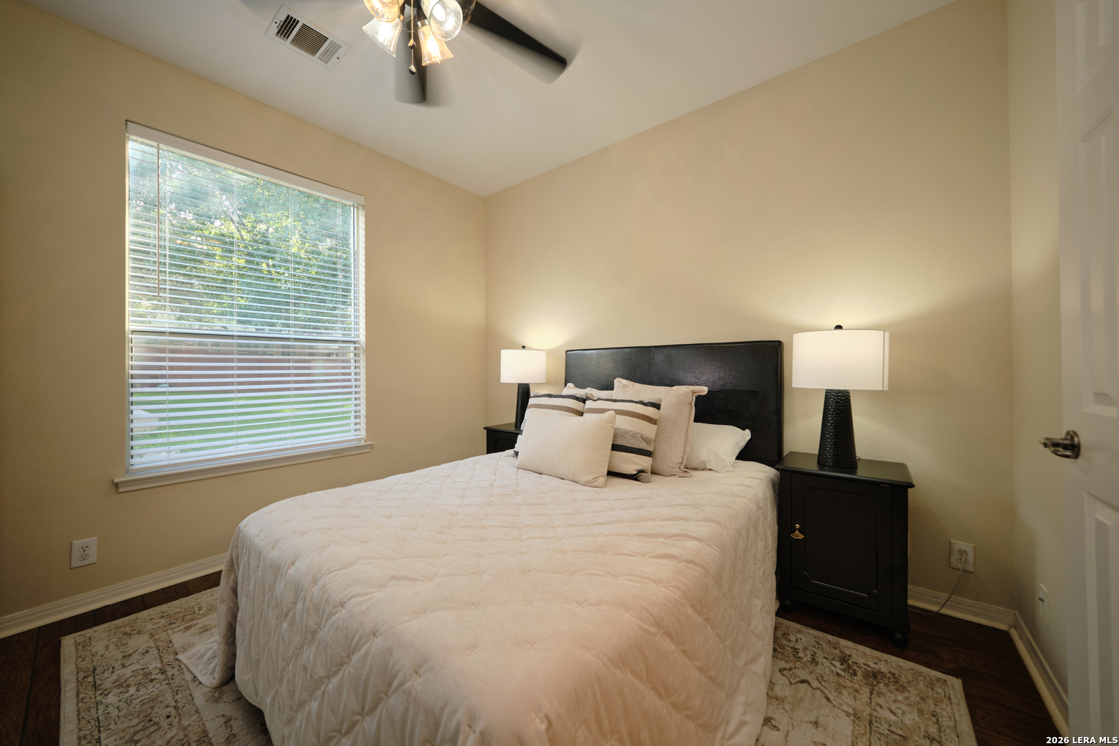 427 Elkgrove San Antonio TX 78260