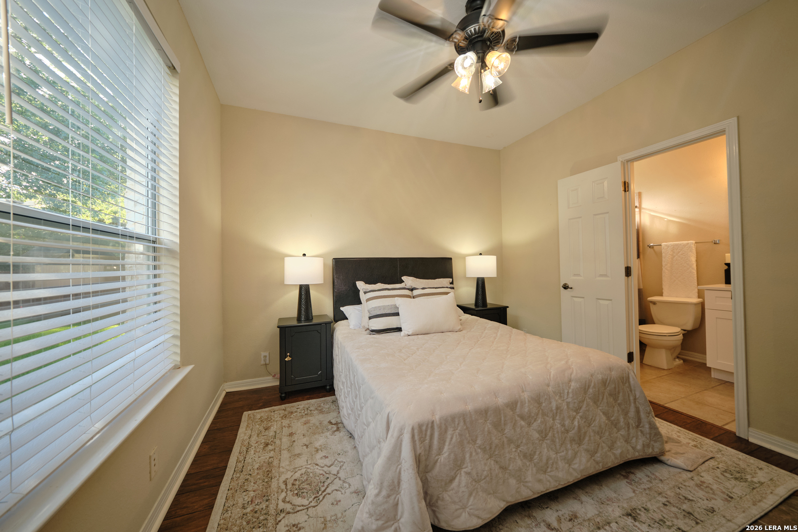 427 Elkgrove San Antonio TX 78260