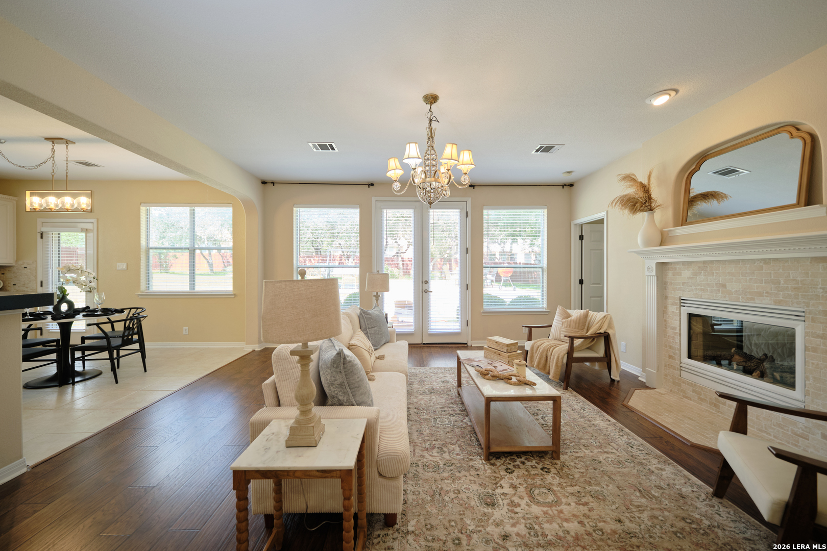 427 Elkgrove San Antonio TX 78260